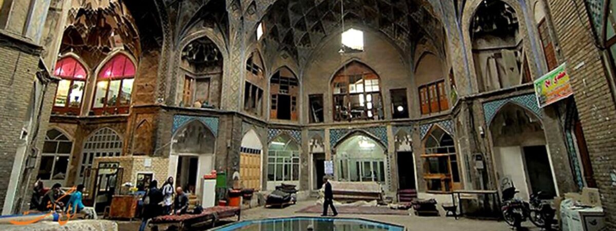 崩壊しつつあるカシャーンのペルシャ絨毯産業