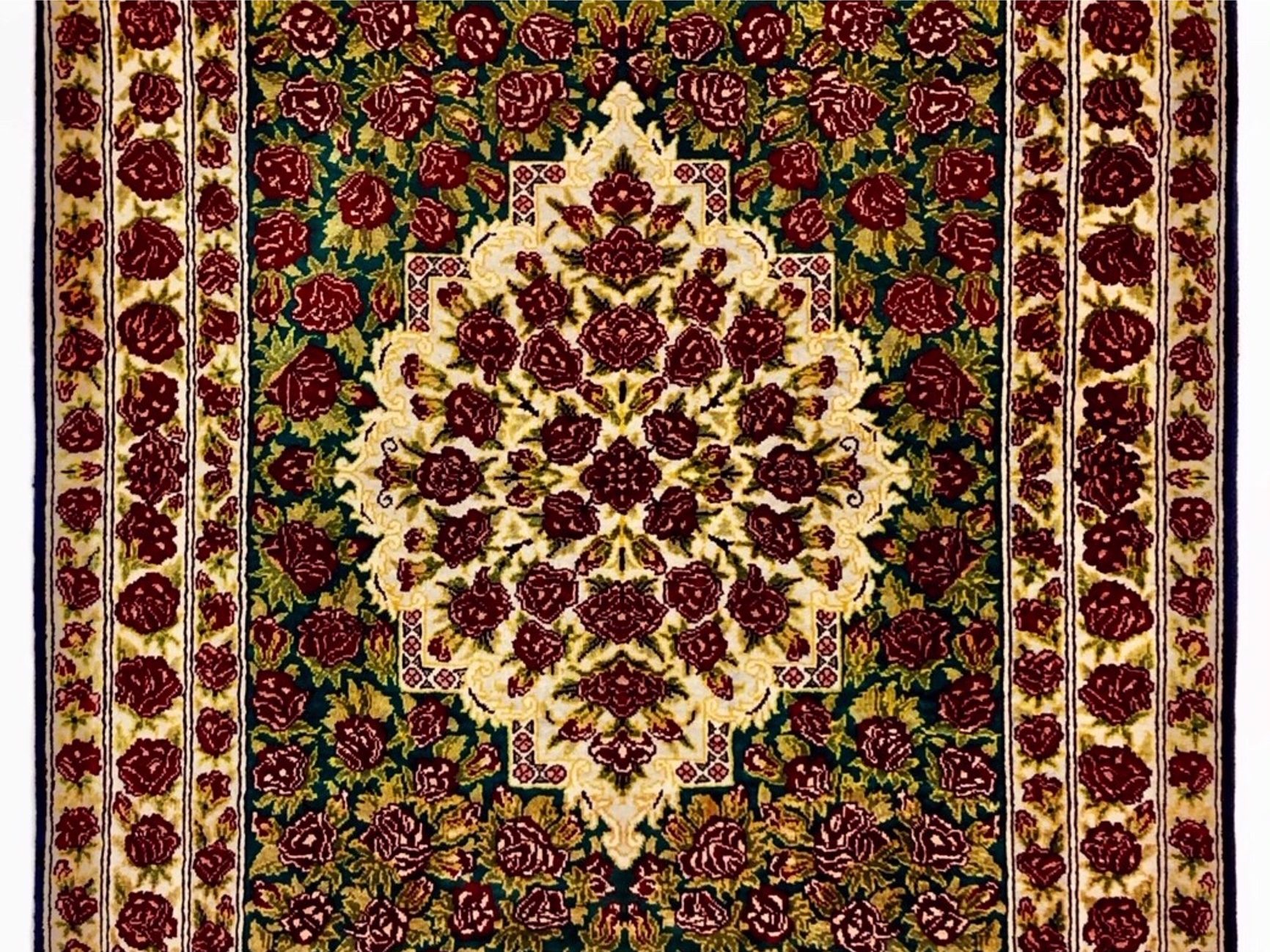 ペルシャ絨毯 シルク-