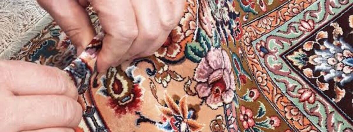 新しいペルシャ絨毯を古く見せるテクニックとは