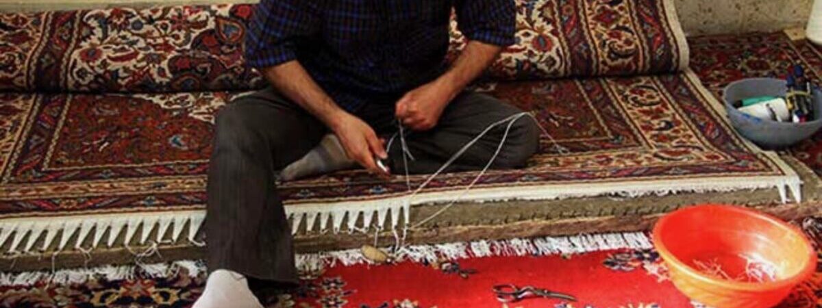 日本にいるペルシャ絨毯修理職人のレベルについて