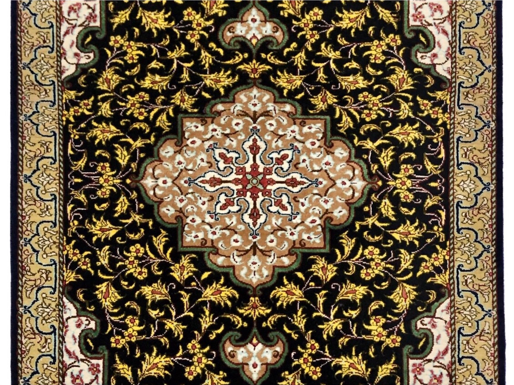 ペルシャ絨毯【シルク】玄関マット小　クム産　54×79(cm)　¥198,000(税込)