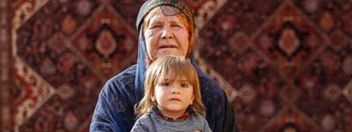 遊牧民文化とトライバルラグ