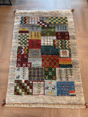ペルシャ絨毯 【ギャッベ】105x152(cm)     *21